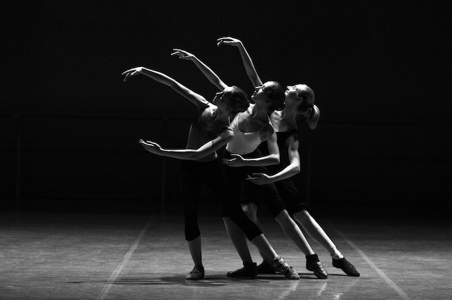 Women doing ballet, black and white photo
